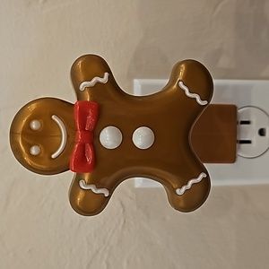 Wallflower Vintage Gingerbread Ornament plug in diffuser